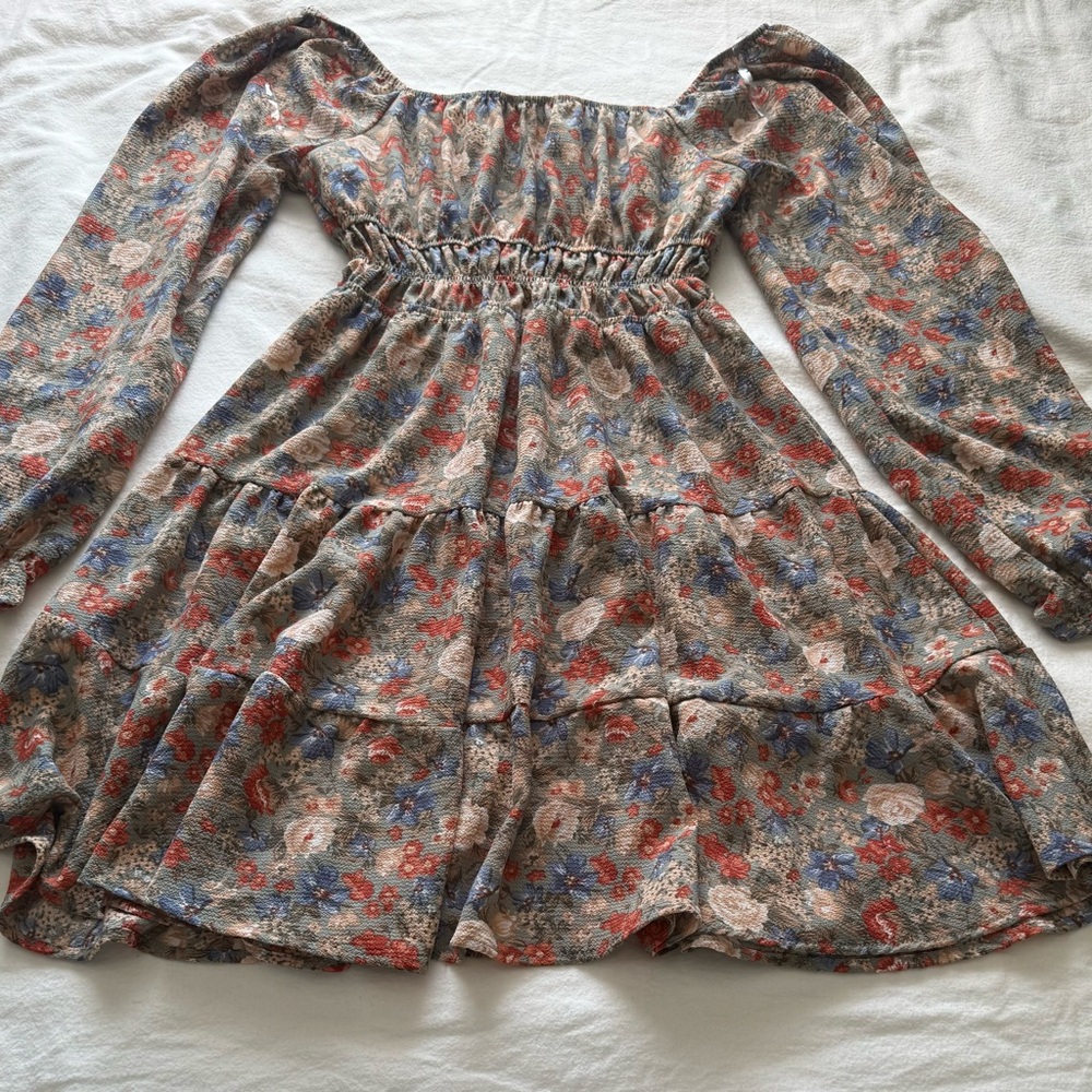 Floral Long Sleeve Dress - Picture 4 of 4